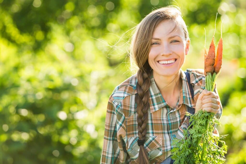 femme culture potager