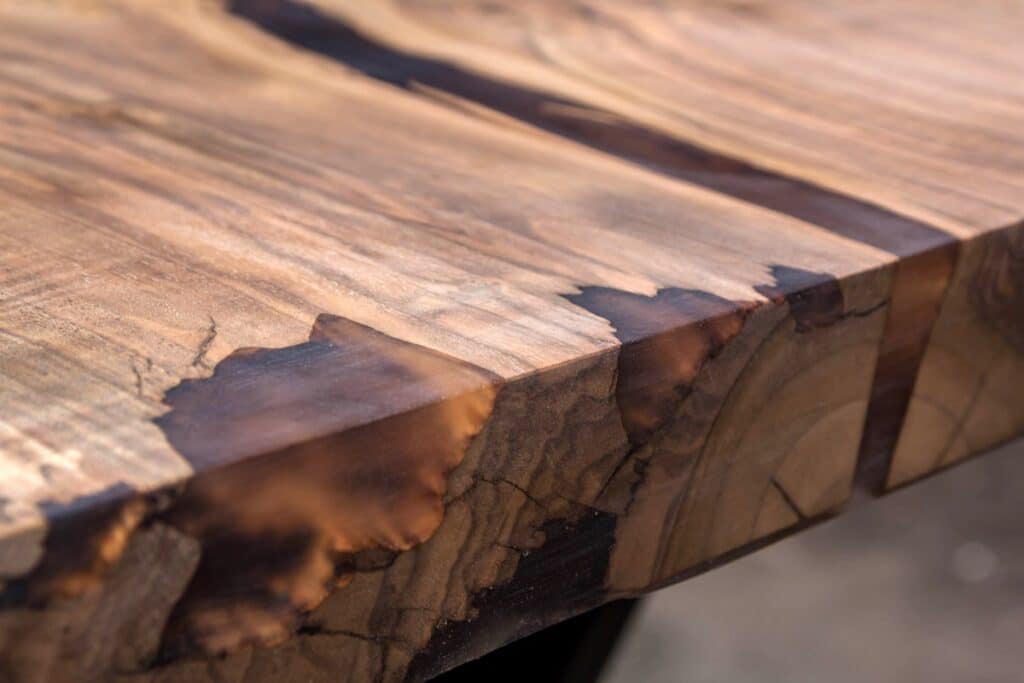 table en bois recyclé